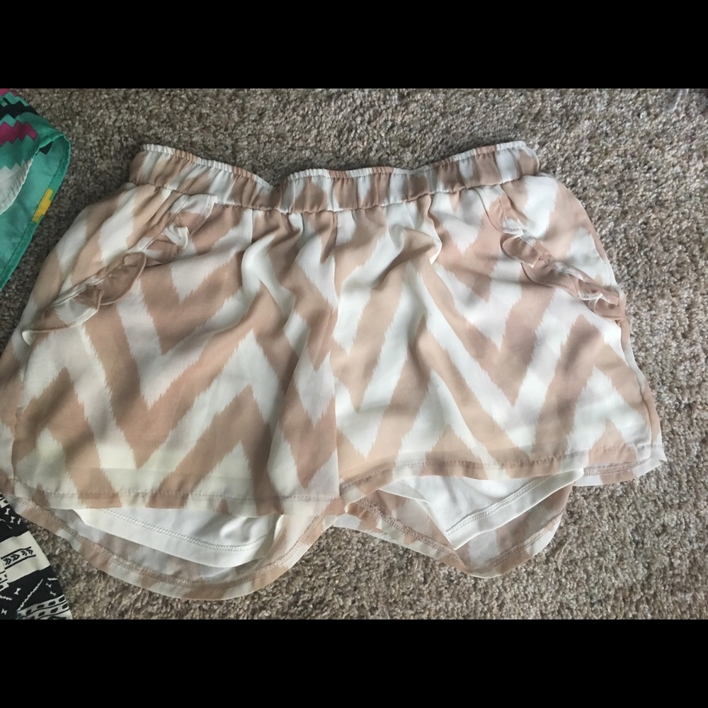 Pattern Blousy Shorts!